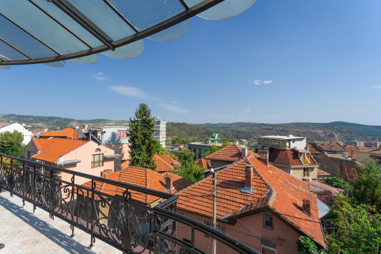 Luxury Private House In City Center ヴェリコ・タルノヴォ エクステリア 写真