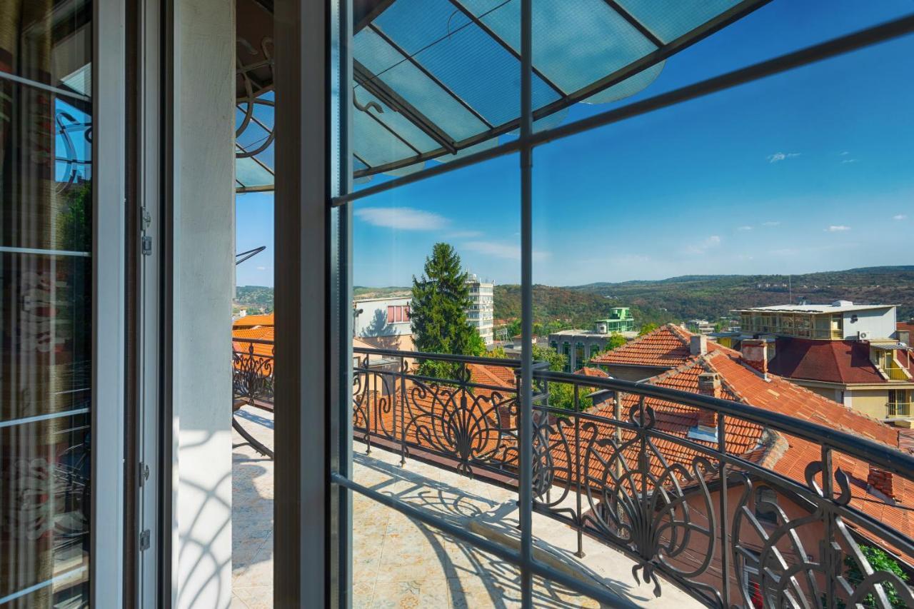 Luxury Private House In City Center ヴェリコ・タルノヴォ エクステリア 写真