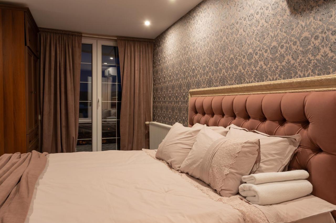 Luxury Private House In City Center ヴェリコ・タルノヴォ エクステリア 写真