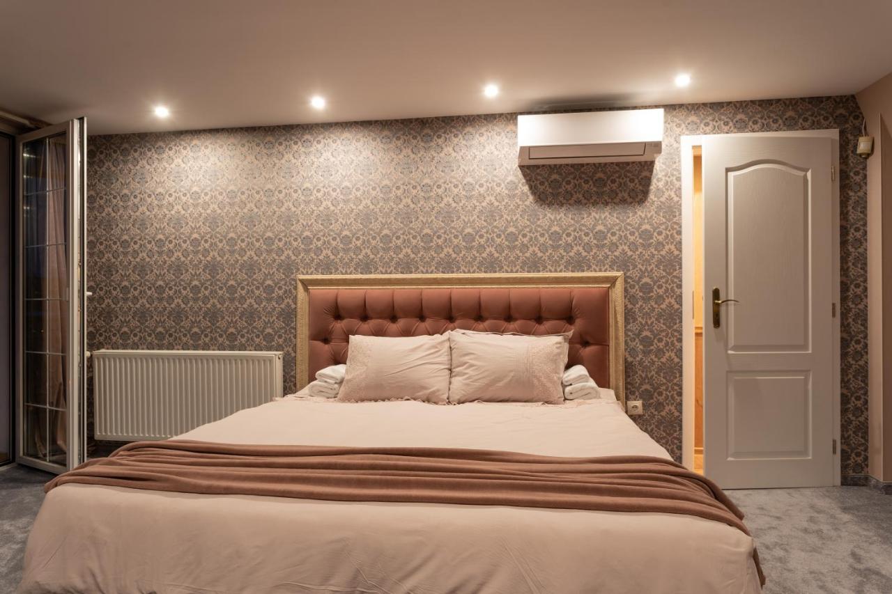 Luxury Private House In City Center ヴェリコ・タルノヴォ エクステリア 写真