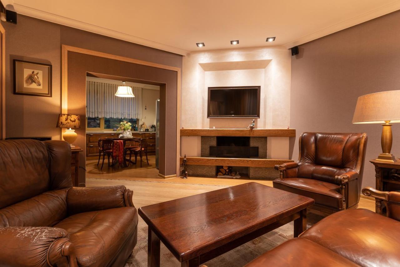 Luxury Private House In City Center ヴェリコ・タルノヴォ エクステリア 写真